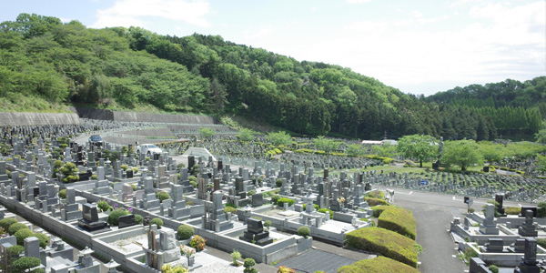 関西の墓地